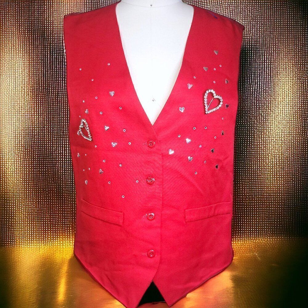 Cache silver hearts and pins red vest